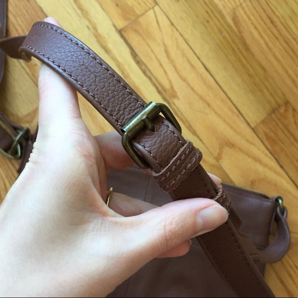 Lucky Brand 🍀 Leather Crossbody bag - Picture 2 of 7